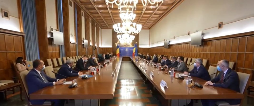 in Întrevederea premierului Nicolae-Ionel Ciucă cu reprezentanții Asociației Române a Băncilor