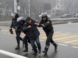8.000 de persoane au fost arestate în timpul revoltelor din Kazahstan