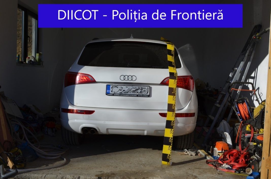 Țigări, bani și mașini - confiscate de la contrabandiștii din Iași