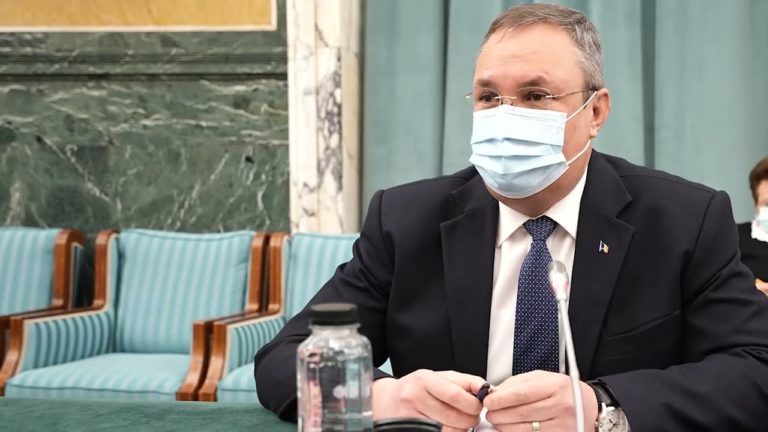 (VIDEO) Premierul a discutat pachetul de măsuri din energie cu furnizorii și producătorii: Facturile greșite, recalculate