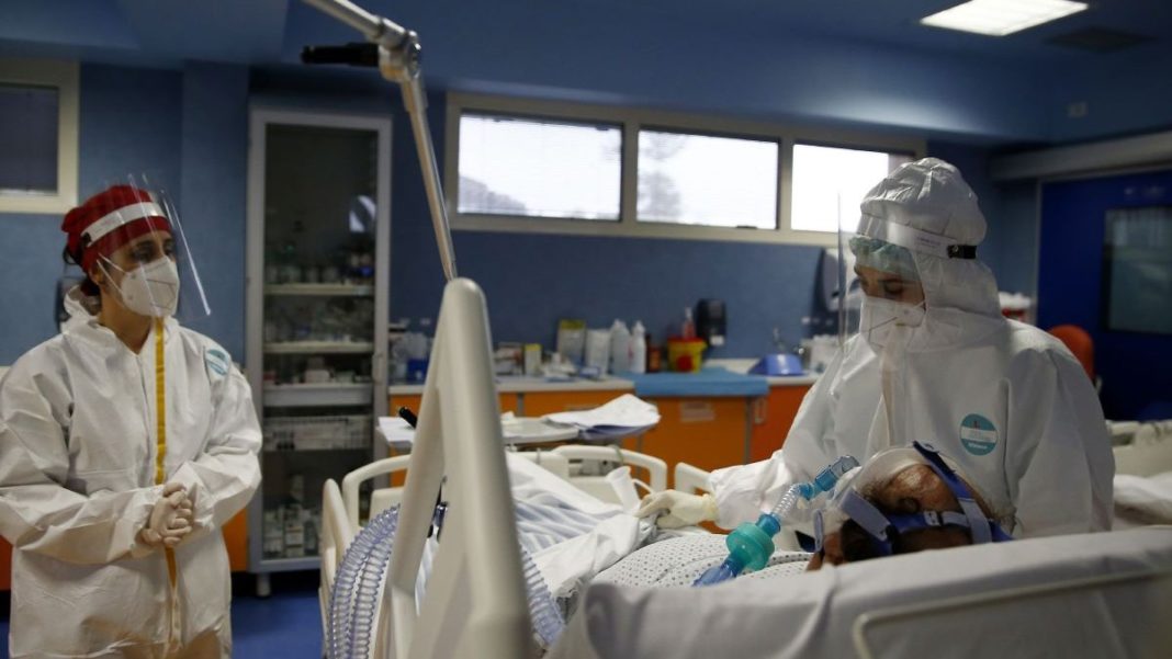 406 pacienţi infectaţi cu SARS-CoV-2, în stare gravă la ATI