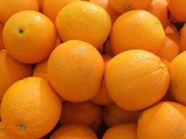 Carrefour retrage de la vânzare 12 tone de portocale