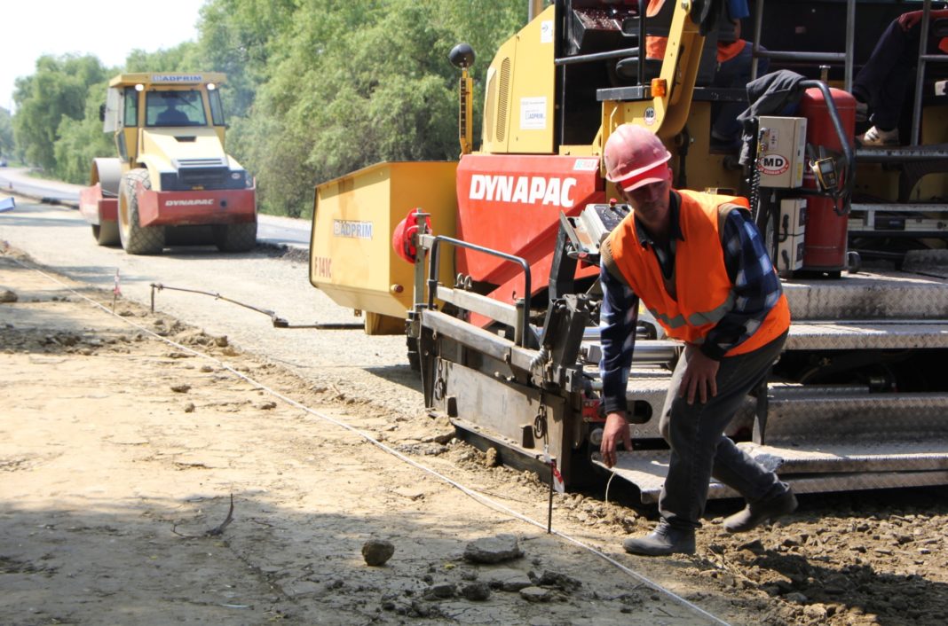 Drumurile se strică și din cauza transporturilor agabaritice