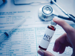 Imunogenii utilizaţi au fost dezvoltaţi de organizaţia de cercetare ştiinţifică International AIDS Vaccine Initiative (IAVI) şi Scripps Research Institute, cu sprijinul fundaţiei Bill & Melinda Gates, al Institutului Naţional de Boli Infecţioase din SUA (NIAD) şi Moderna