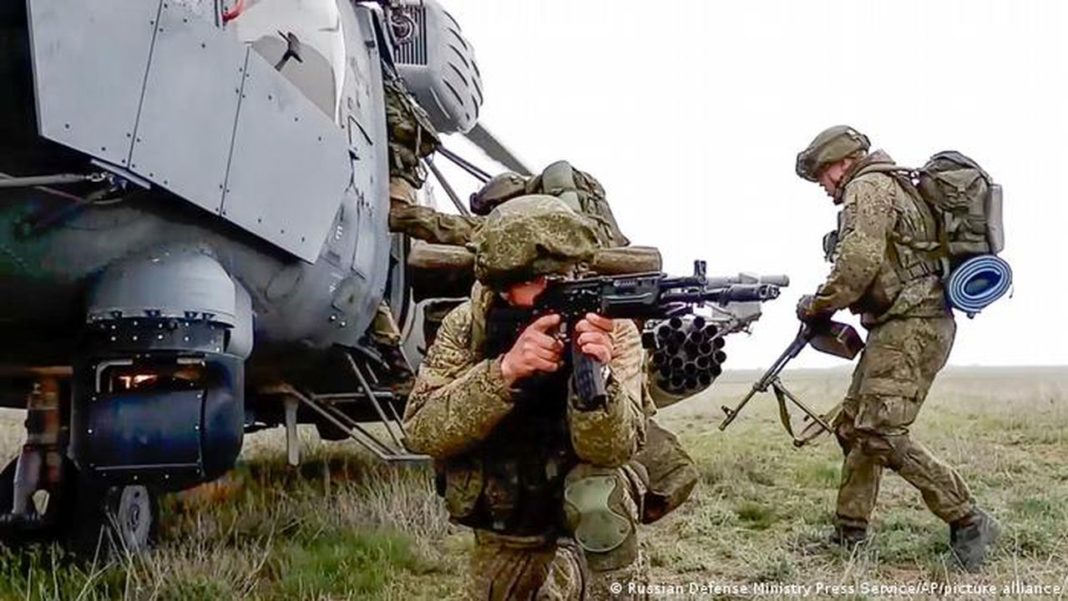 Două milioane de ucraineni riscă să fie strămutaţi în cazul izbucnirii unui război cu Rusia Două milioane de ucraineni riscă să fie strămutaţi în cazul izbucnirii unui război cu Rusia
