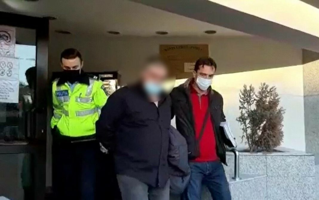 Şi-a răpit fosta iubită și fiica, apoi a provocat mai multe accidente, după o urmărire ca-n filme