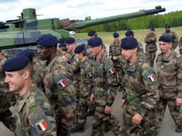 Cei 500 de militari francezi vor ajunge în România în prima jumătate a lunii martie