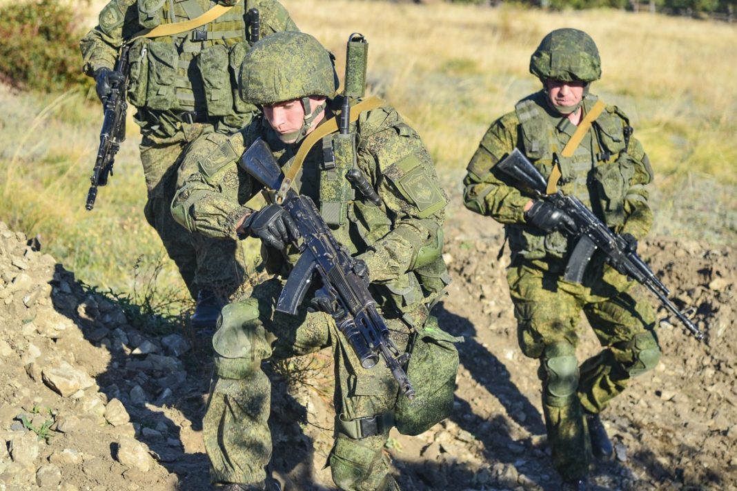 Peste 2.000 de soldaţi ruşi s-au predat în Ucraina
