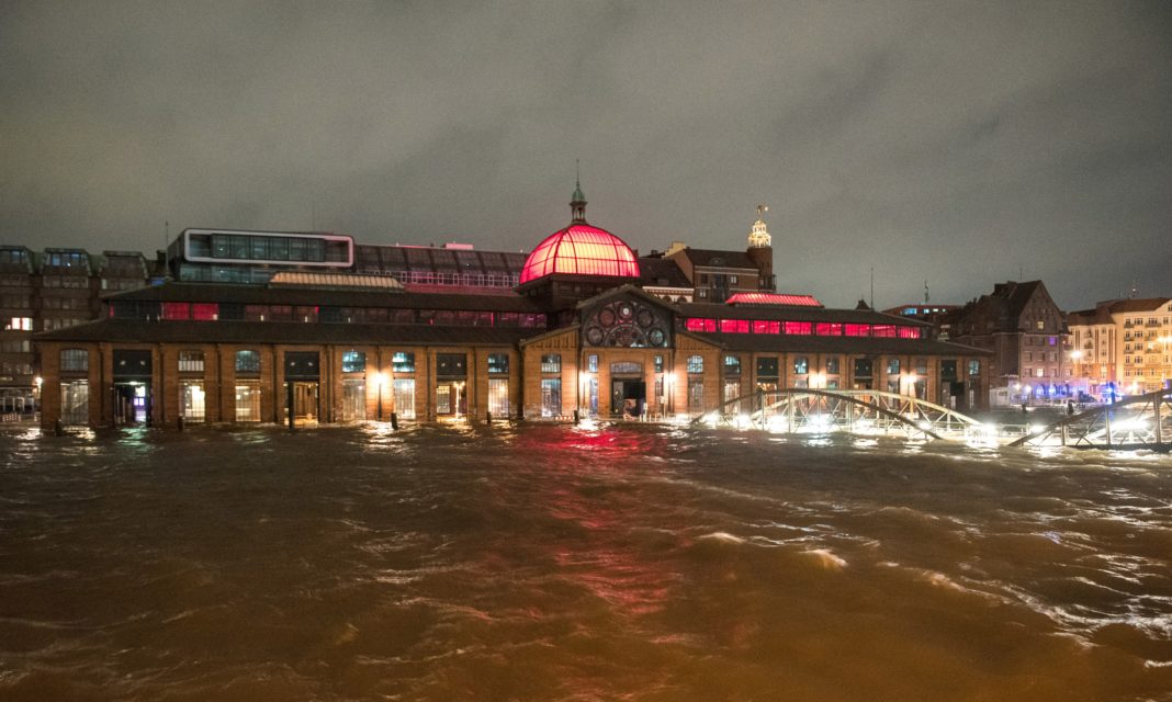 O furtună puternică a lovit orașul Hamburg