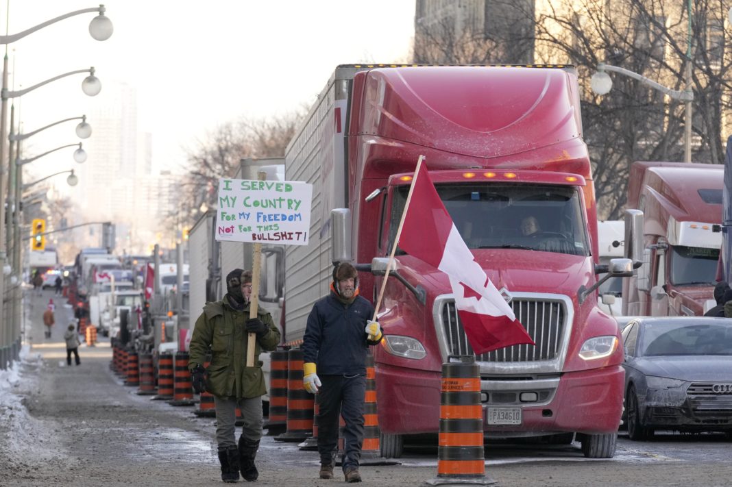 Dosare penale și arestări în Ottawa, unde camionagiii continuă să blocheze orașul