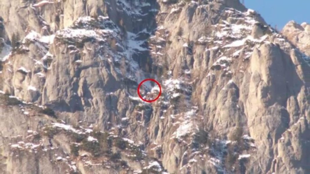 Trupul alpinistei moarte de ziua ei în Munţii Bucegi, recuperat după trei săptămâni