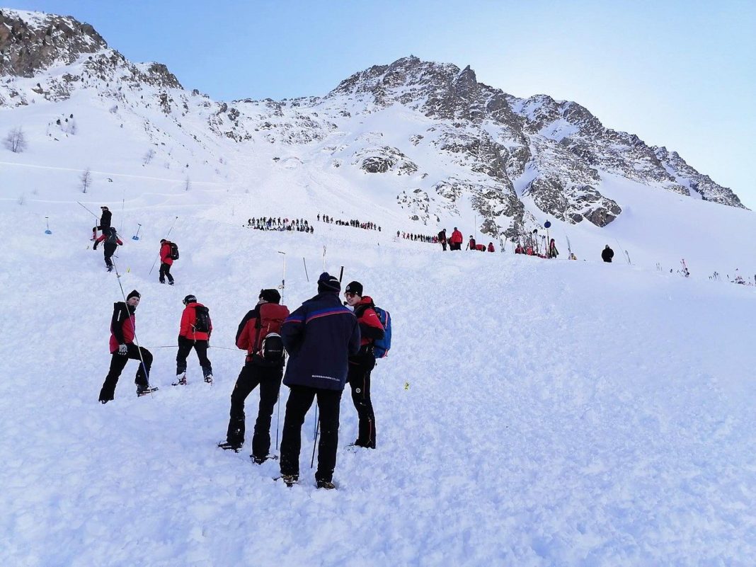 Cinci persoane și-au pierdut viața într-o avalanșă în Alpii austrieci