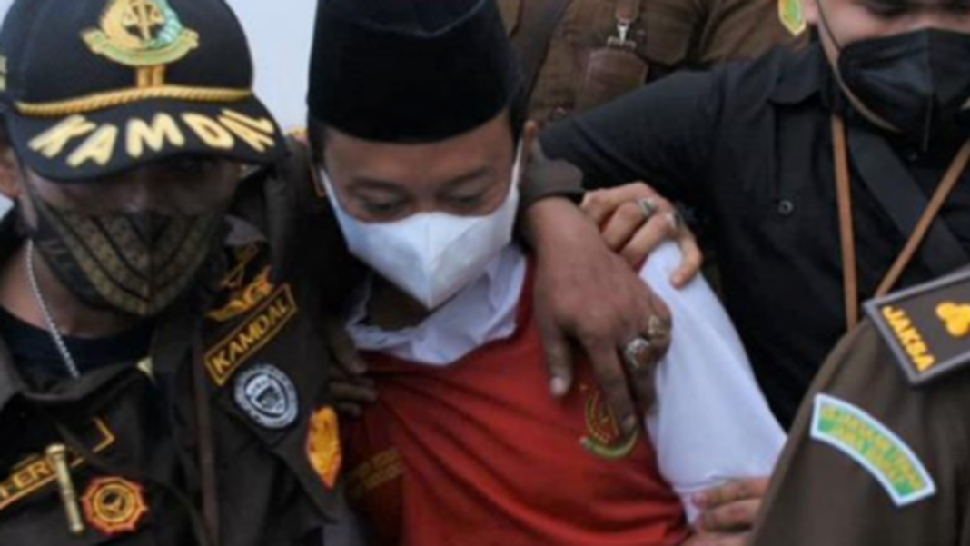 Parchetul ceruse împotriva profesorului castrarea chimică şi pedeapsa cu moartea, cazul provocând un val de indignare în ţară