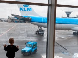 Compania KLM a anunțat că, cel puțin pentru moment, nu va mai intra în spațiul aerian al Ucrainei.