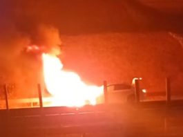 O maşina a luat foc, în mers, pe Autostrada Transilvania