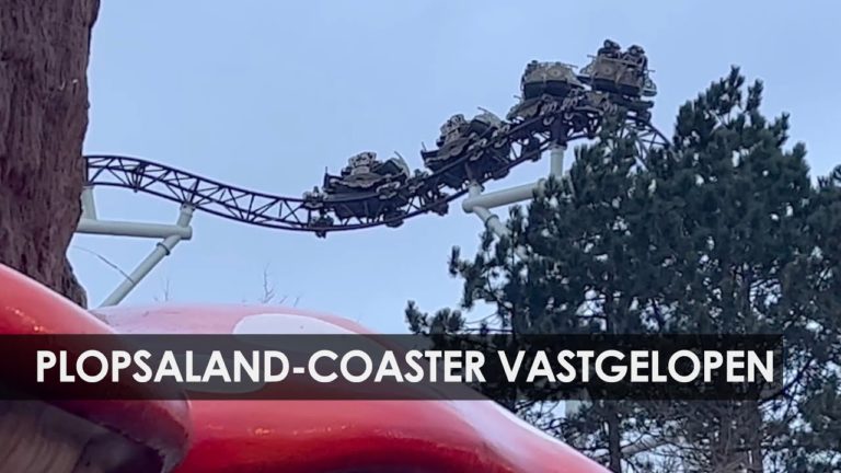 (VIDEO) Mai multe persoane au rămas blocate 6 ore într-un “roller coaster”