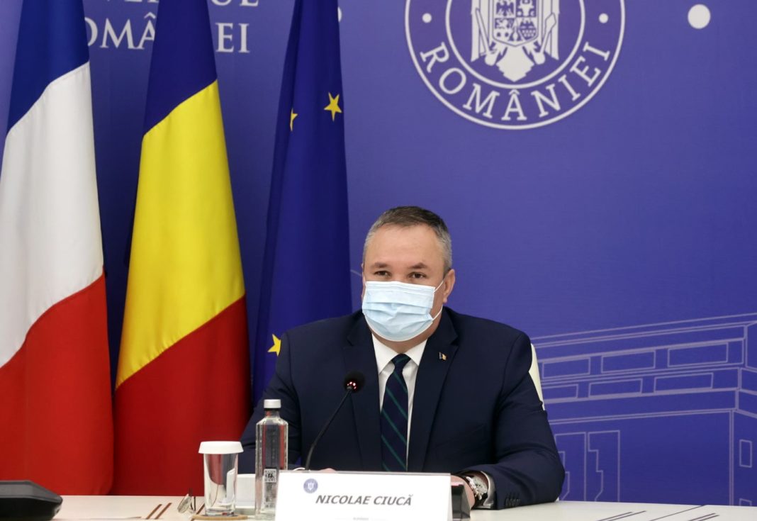 Premierul despre decizia CCR privind masca: Așteptăm motivarea, prevederile legale sunt în vigoare