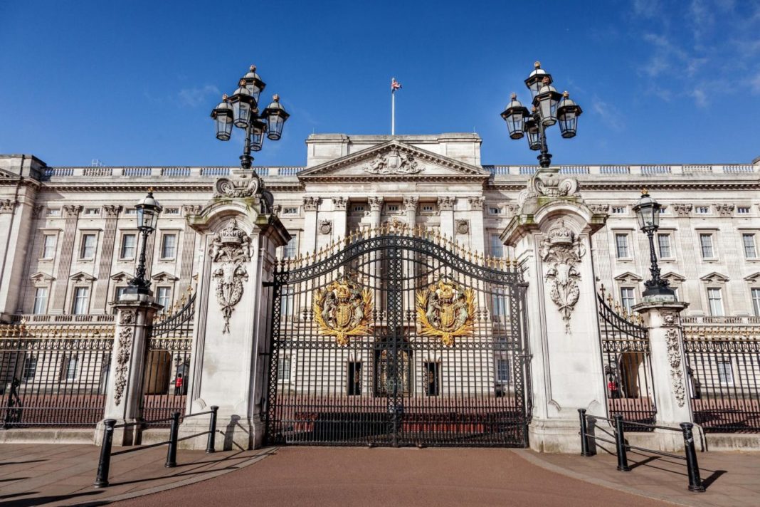 Prințul Charles se va muta la Palatul Buckingham când va deveni rege al Marii Britanii