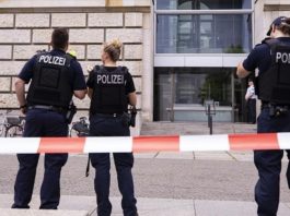 Doi români, arestați pentru jefuirea unui bancomat în Germania