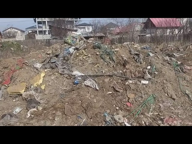 „Nu puteţi strânge voi, cât aruncăm noi!”