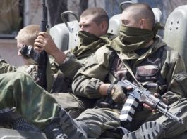 Liderul separatiştilor din Doneţk anunţă evacuarea civililor către Rusia