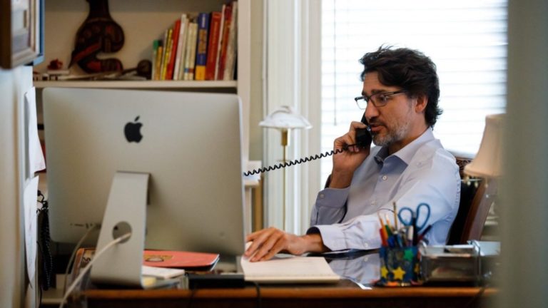 Ciucă vorbit cu premierul canadian, Justin Trudeau