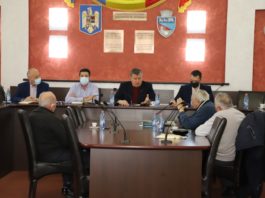 Primarul Gutău a promis că va propune Consiliului Local să se acorde susţinerea financiară necesară acoperirii cheltuielilor de editare şi tipărire a unor prestigioase publicaţii culturale vâlcene