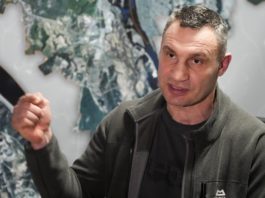 Vitali Klitschko: Oamenii care vor ieși pe străzi vor avea nevoie de permise speciale (AP Photo/Efrem Lukatsky)