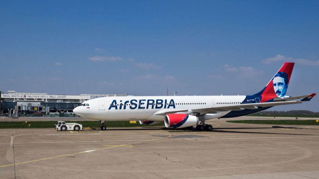 Un avion Air Serbia care zbura spre Moscova, întors la Belgrad după o alertă cu bombă