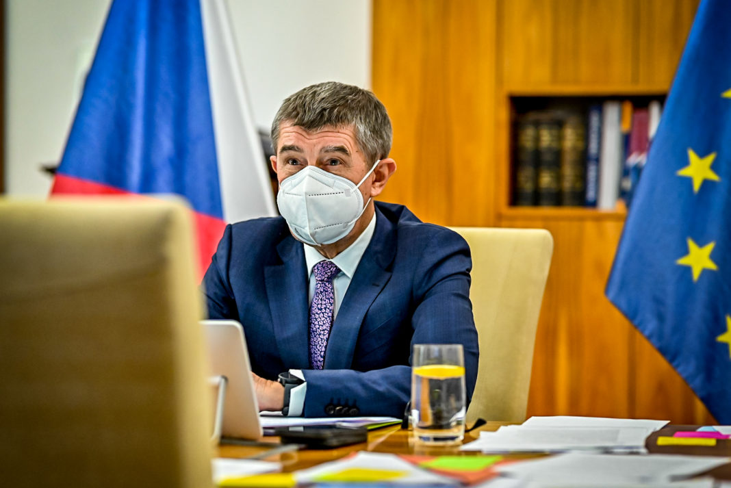 Deputaţii din Cehia i-au ridicat imunitatea fostului premier Andrej Babis, acuzat de fraudă cu fonduri europene