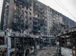 Mulți civili din Mariupol așteaptă să fie evacuați