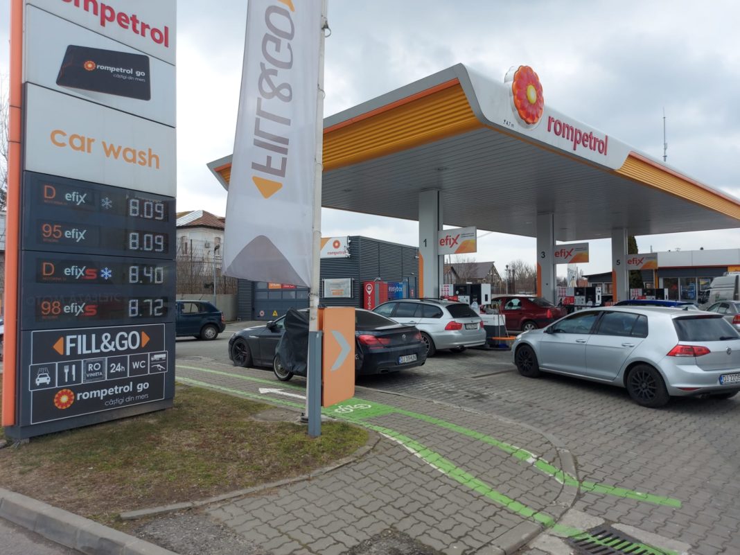 Isteria de la pompă, îndreptăţită sau nu?