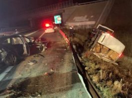 Un mort şi trei răniţi după un accident pe A1, între o dubiţă şi un autoturism