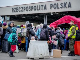 Polonia a primit aproape 1,76 milioane de refugiaţi din Ucraina