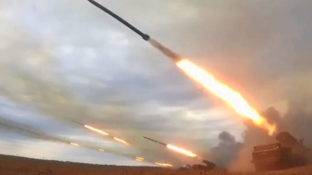 Armata rusă anunță „lovituri cu arme de înaltă precizie” în Kiev