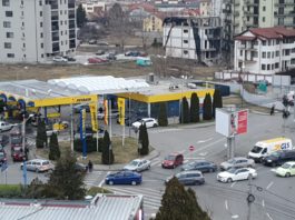 Guvernul îi asigură pe români că nu sunt probleme cu stocurile de carburanţi