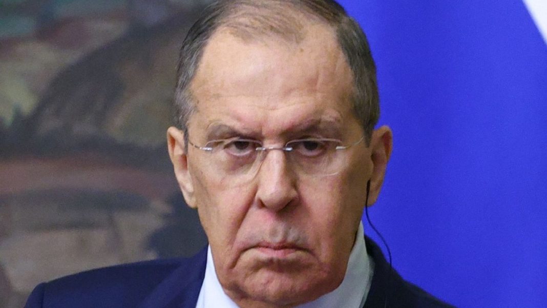 Trimiterea unor trupe de menţinere a păcii în Ucraina ar putea duce la o confruntare între NATO şi Rusia, avertizează Lavrov