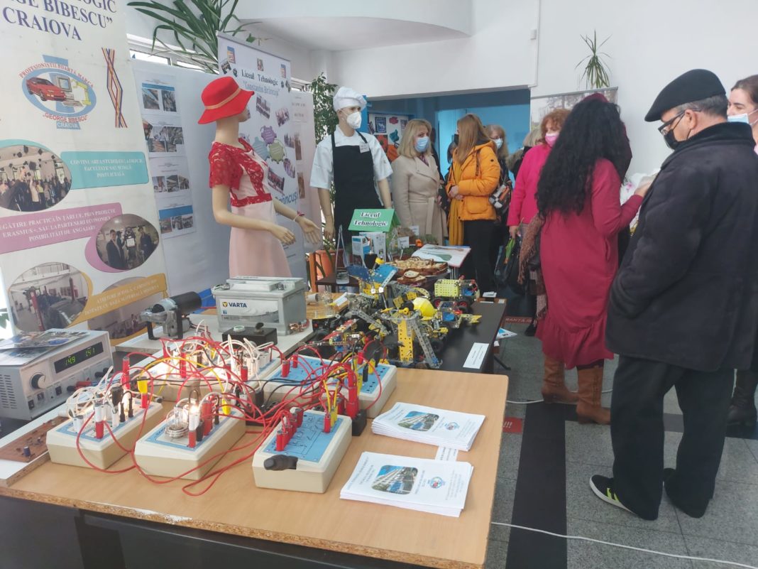 Liceele tehnologice din Dolj vor să atragă elevi