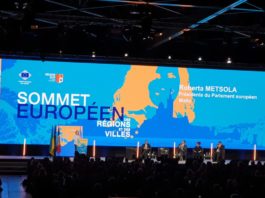 Al 9-lea Summit a beneficiat de prezenţa unor nume importante ale administrației europene, naţionale şi locale