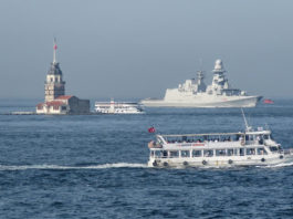 Ucraina acuză marina rusă de ”piraterie” și închide navigația în nord-vestul Mării Negre