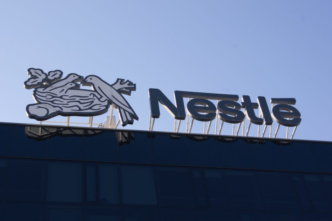 Nestlé îşi restrânge activitatea în Rusia