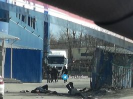 Oameni ucişi în oraşul Harkov în timp ce stăteau la coadă pentru ajutor umanitar