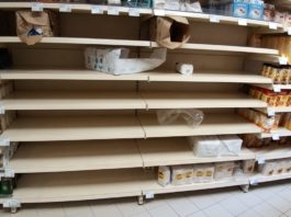 Târgu Jiu: Au început să dispară zahărul și uleiul din magazine
