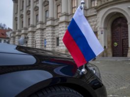 Rusia a decis să expulzeze diplomaţi americani