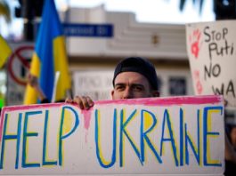 Sute de voluntari străini vor să vină să lupte în Ucraina