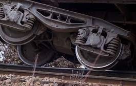 Două vagoane ale unui tren privat de marfă au deraiat în județul Cluj