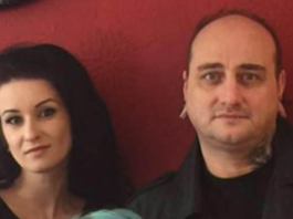 Doi români, găsiţi morţi într-un salon de tatuaje din Anglia