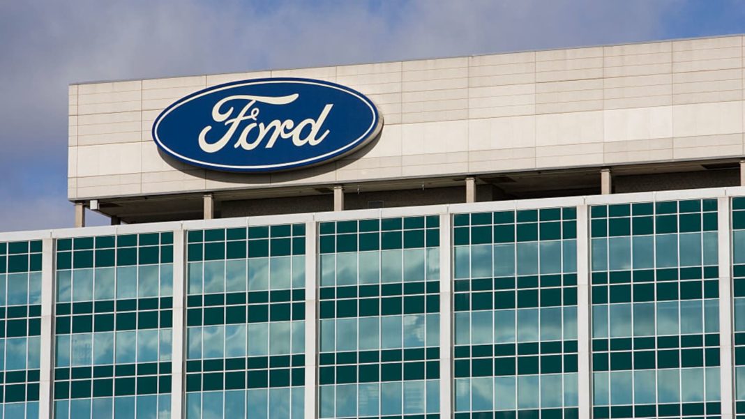 Ford Motor Co, câştiguri trimestriale uşor peste estimări