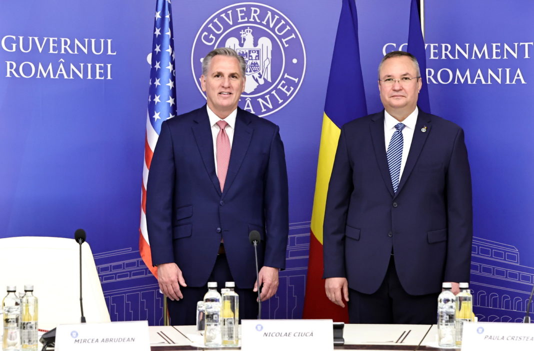Premierul Nicolae Ciucă s-a întâlnit în această dimineață la București, cu o delegație trimisă de Congresul SUA