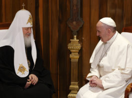 Papa Francisc a declarat pentru cotidianul argentinian La Nacion că relaţia sa cu Patriarhul rus este ”foarte bună”